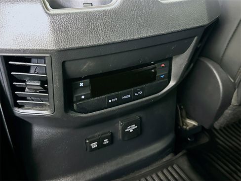 Used 2023 Toyota Sequoia SR5 image 31