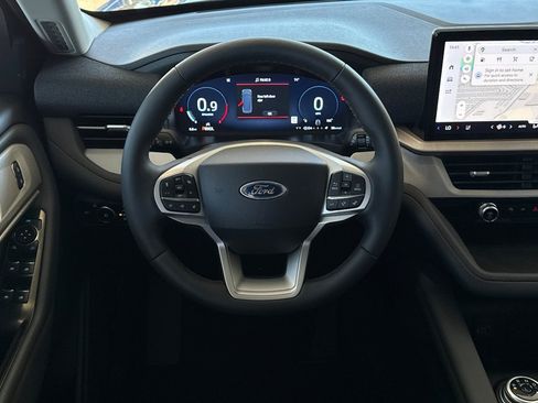 New 2026 Ford Explorer Active w/ Active Comfort Package image 13