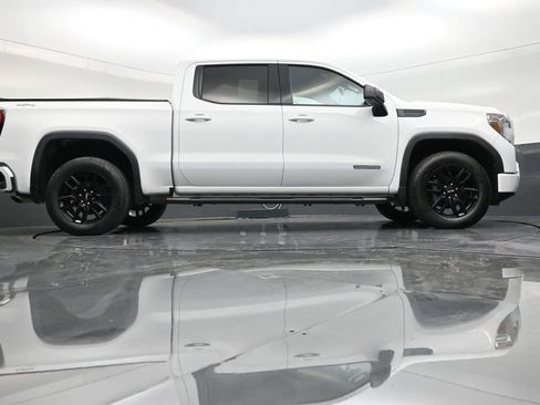 Used 2020 GMC Sierra 1500 Elevation w/ Elevation Value Package image 26