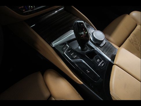 Used 2023 BMW 540i xDrive w/ M Sport Package AWD/4WD image 15