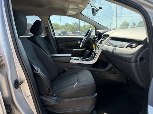 Used 2014 Ford Edge SE w/ Equipment Group 101A AWD/4WD image 12