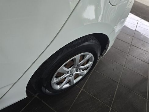 Used 2013 Hyundai Accent GS image 28