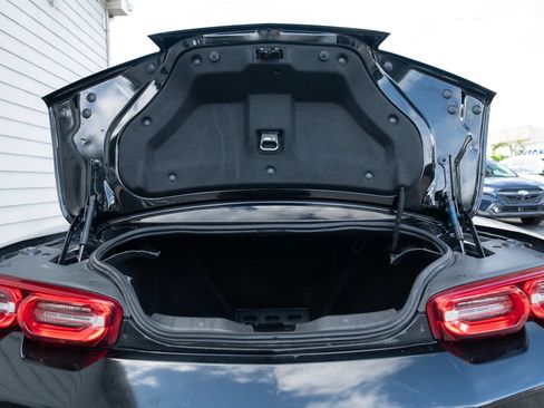 Used 2023 Chevrolet Camaro LT RWD image 8