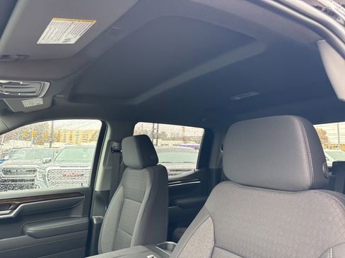 New 2026 GMC Sierra 1500 Elevation image 19