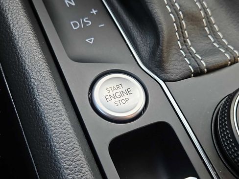 Certified 2021 Volkswagen Atlas Cross Sport SEL AWD/4WD image 27