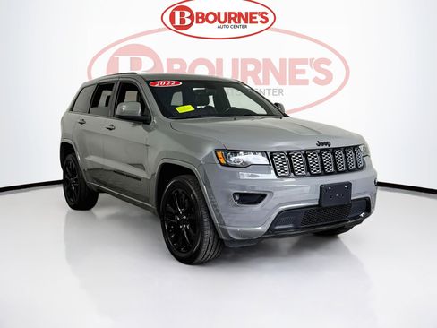Used 2022 Jeep Grand Cherokee Laredo X AWD/4WD image 1