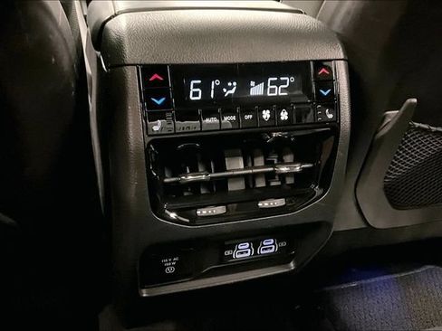 Used 2025 Jeep Grand Cherokee Summit w/ Obsidian Package AWD/4WD image 33