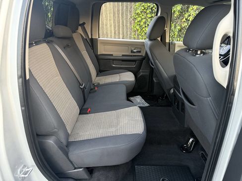 Used 2012 RAM 1500 Big Horn w/ Luxury Group image 16