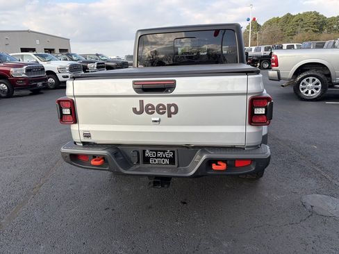 Used 2023 Jeep Gladiator Mojave w/ LED Lighting Group image 4