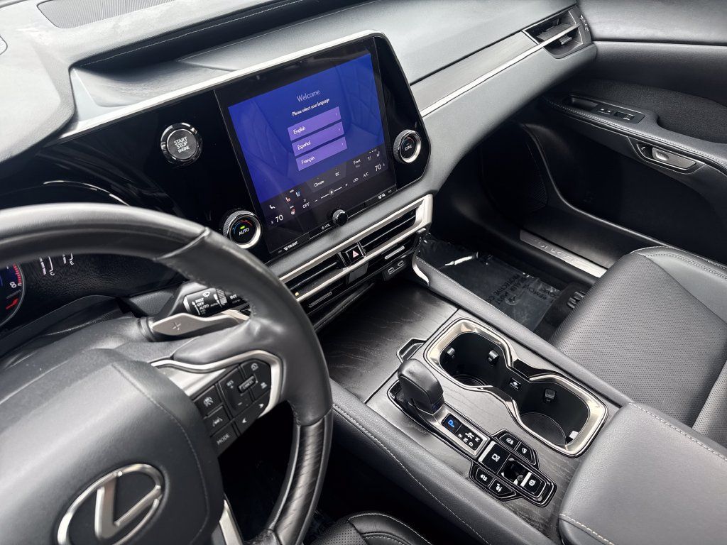 Used 2024 Lexus RX 350 Premium w/ Cold Area Package AWD/4WD image 22