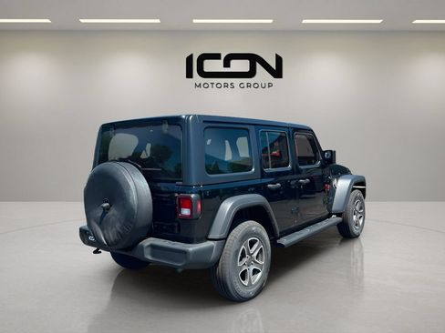 Used 2022 Jeep Wrangler Unlimited Sport AWD/4WD image 6