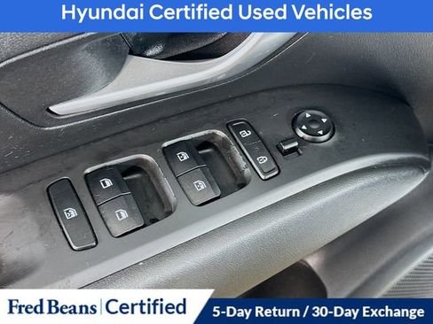 Certified 2022 Hyundai Santa Cruz SEL Premium image 23