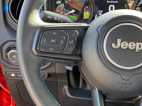 Used 2024 Jeep Wrangler Unlimited Rubicon 4xe AWD/4WD image 14