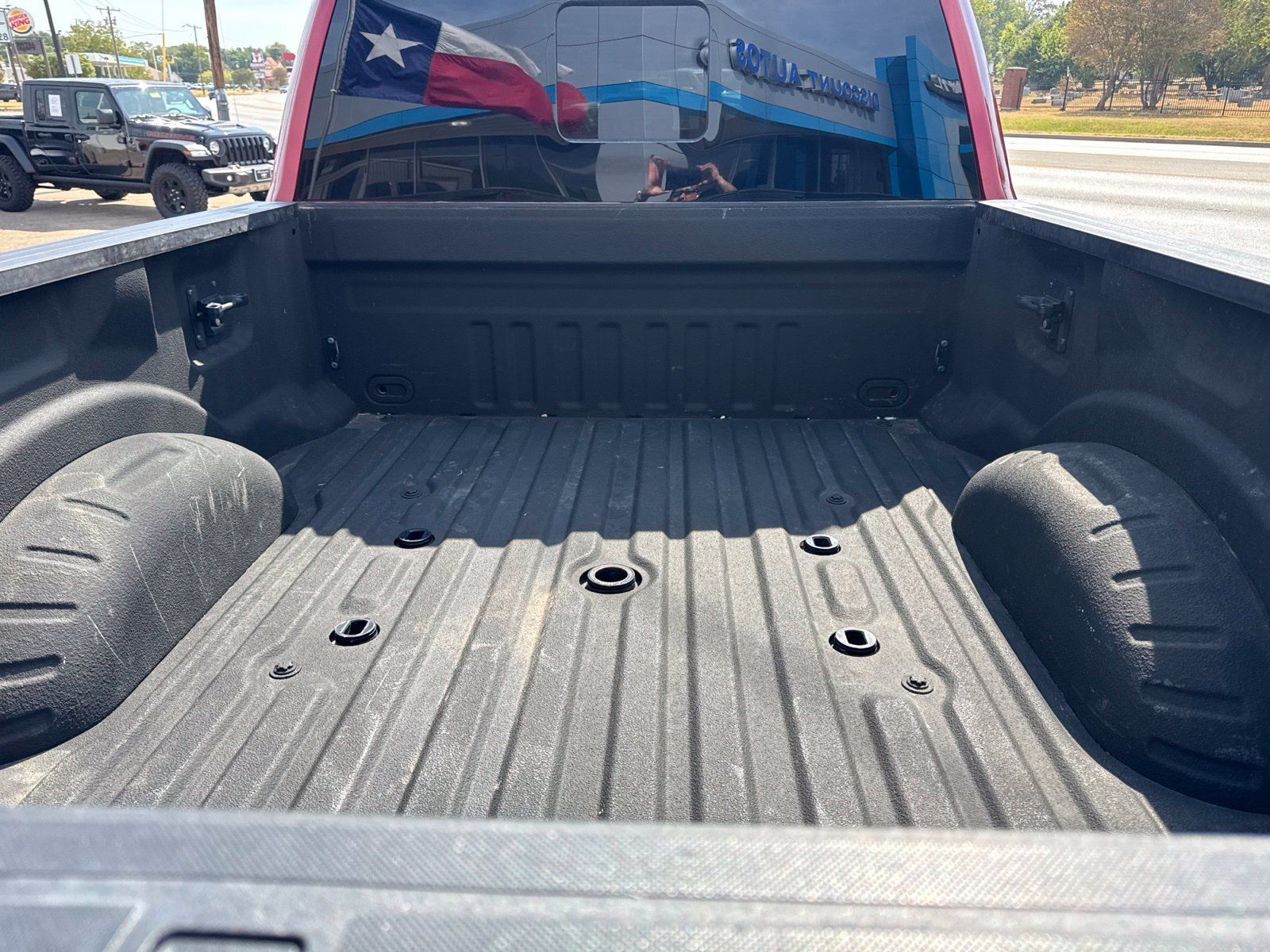 Used 2018 Ford F250 Lariat w/ Lariat Ultimate Package AWD/4WD image 7