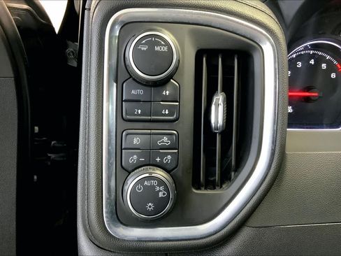 Used 2022 Chevrolet Silverado 1500 LT Trail Boss w/ Convenience Package II AWD/4WD image 35