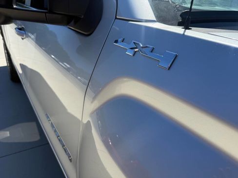 Used 2014 GMC Sierra 1500 SLE w/ SLE Value Package AWD/4WD image 33
