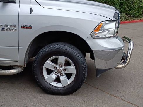 Used 2013 RAM 1500 Classic SLT AWD/4WD image 2