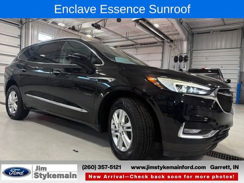 Used 2021 Buick Enclave Essence w/ Sound and Sites Package FWD image 12