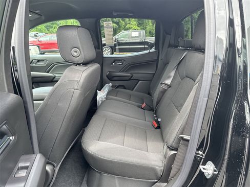New 2025 Chevrolet Colorado LT image 28