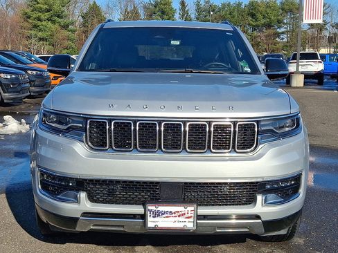 Used 2024 Jeep Wagoneer Series III image 8