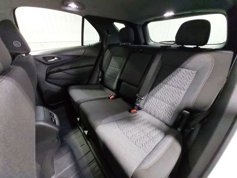 Used 2023 Chevrolet Equinox LT image 14
