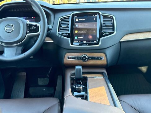 Certified 2023 Volvo XC90 B6 Plus w/ Protection Package Premier image 15