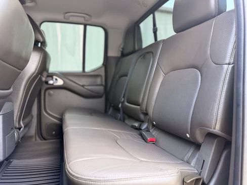 Used 2014 Nissan Frontier PRO-4X w/ Pro-4x Luxury Package AWD/4WD image 22
