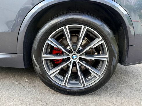 Used 2021 BMW X5 xDrive40i w/ M Sport Package AWD/4WD image 10