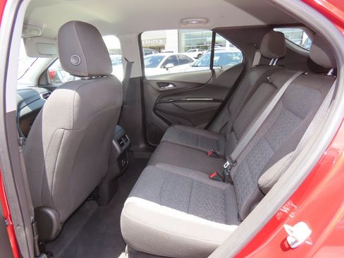 Used 2022 Chevrolet Equinox LT FWD image 21