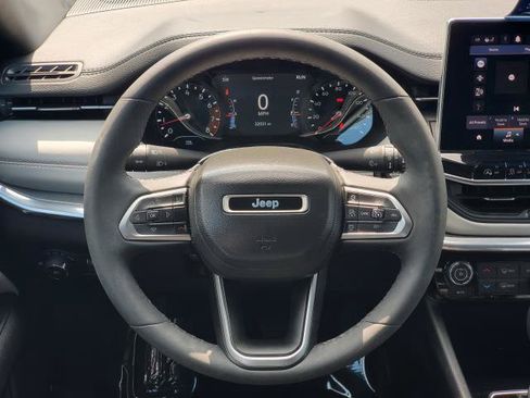 Used 2023 Jeep Compass Limited AWD/4WD image 22
