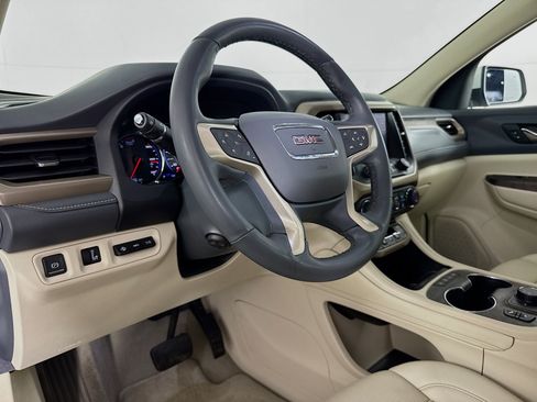 Used 2023 GMC Acadia Denali AWD/4WD image 21