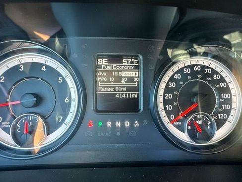 Used 2024 RAM 1500 Classic SLT AWD/4WD image 9