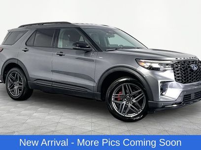 Used 2025 Ford Explorer ST-Line w/ ST-Line Street Pack