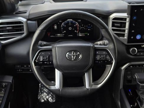 Used 2024 Toyota Sequoia Platinum image 15