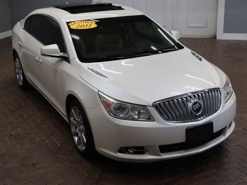 Used 2011 Buick LaCrosse CXS w/ Driver Confidence Package FWD image 11