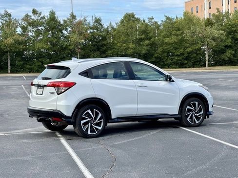 Used 2020 Honda HR-V Sport image 8