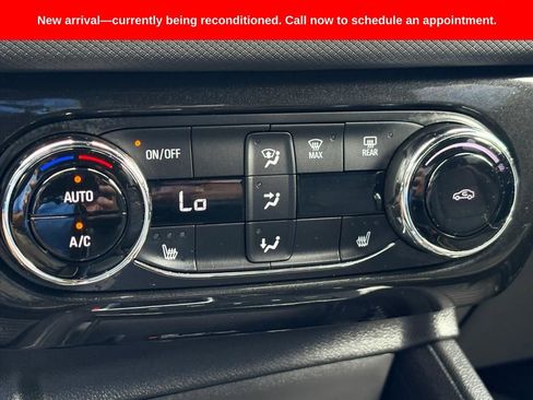 Used 2025 Chevrolet TrailBlazer ACTIV w/ Convenience Package AWD/4WD image 13