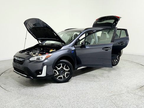 Used 2023 Subaru Crosstrek Hybrid image 6