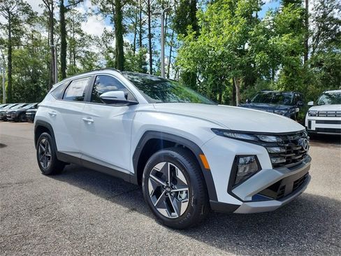 New 2025 Hyundai Tucson SEL image 1