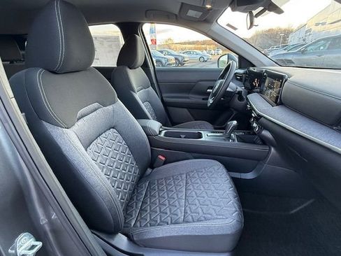 New 2025 Nissan Kicks SV image 15