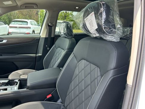 New 2026 Volkswagen Atlas SEL Premium R-Line AWD/4WD image 22