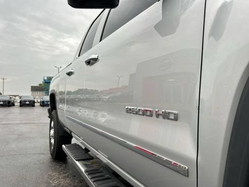 Used 2016 GMC Sierra 2500 SLT w/ Driver Alert Package AWD/4WD image 12