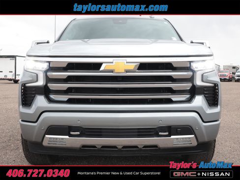 Used 2025 Chevrolet Silverado 1500 High Country w/ Technology Package AWD/4WD image 56