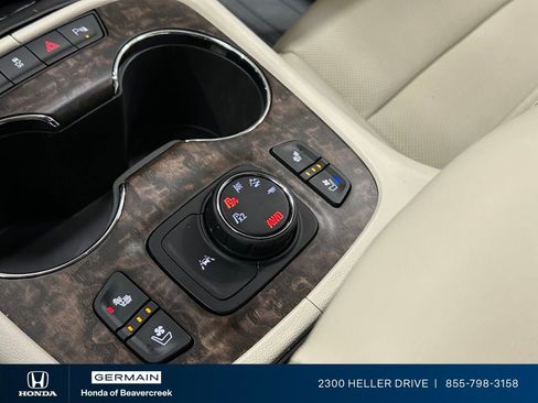 Used 2020 GMC Acadia Denali w/ Denali Ultimate Package image 25