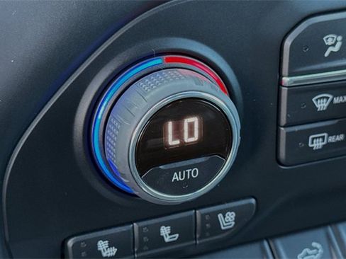 Used 2022 Chevrolet Silverado 1500 High Country w/ Z71 Off-Road Package image 29