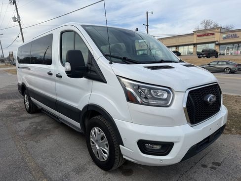 Used 2023 Ford Transit 350 XLT image 3
