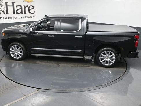 Used 2022 Chevrolet Silverado 1500 High Country AWD/4WD image 42