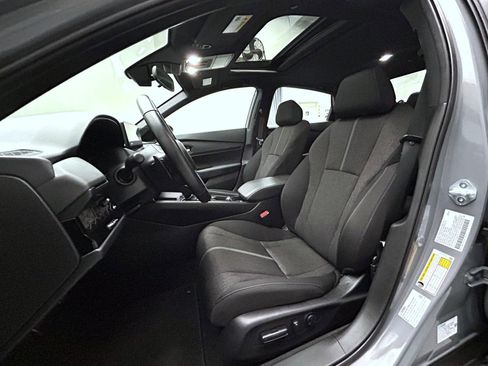 Used 2025 Honda Accord Sport image 10