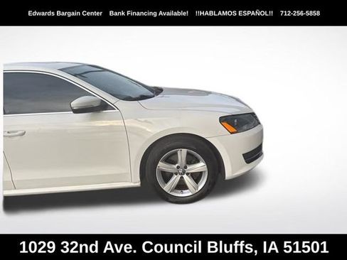 Used 2013 Volkswagen Passat 2.5 SE FWD image 3