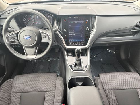 Used 2025 Subaru Outback Premium w/ Popular Package #1A AWD/4WD image 13